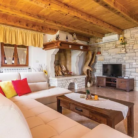 Holiday home Holiday Home Modrusani Modrusani *