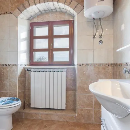 Дом отдыха Holiday Home Modrusani Modrusani