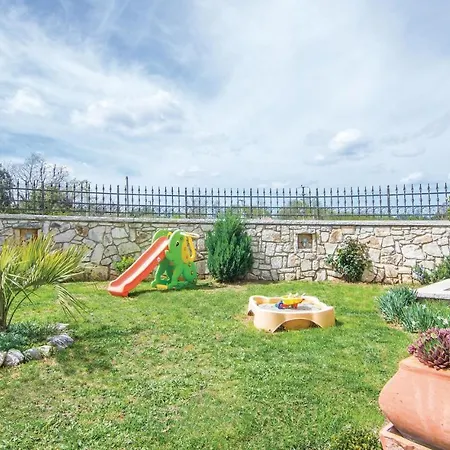 Holiday Home Modrusani Modrusani Holiday home